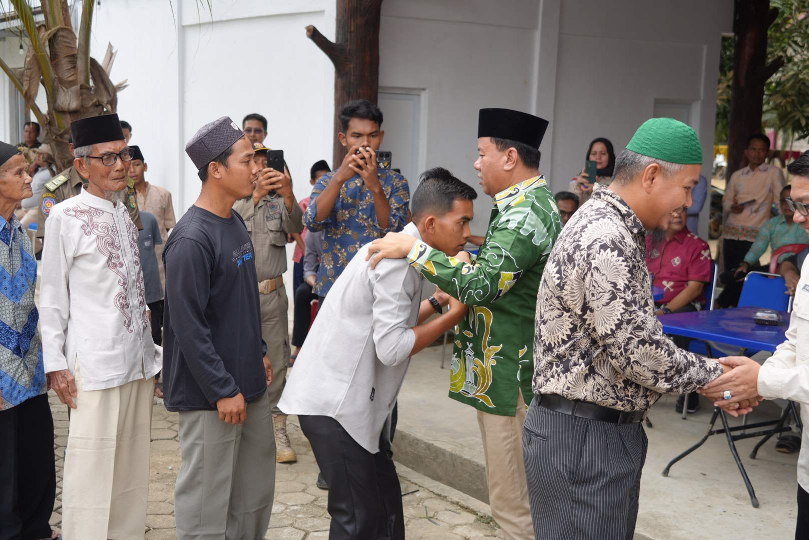 Lepas 23 jamaah umroh, Bupati titip Doa untuk Kuantan Singingi