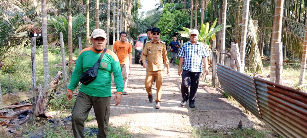 Sikapi aduan masyarakat terkait beruang liar, Camat Sentajo Raya hadirkan BKSDA